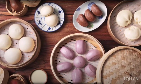 金富宝 5月19日财经早餐：穆迪下调美国信用评级，美关税或将恢复“对等”水平，金价有望重回3300附近